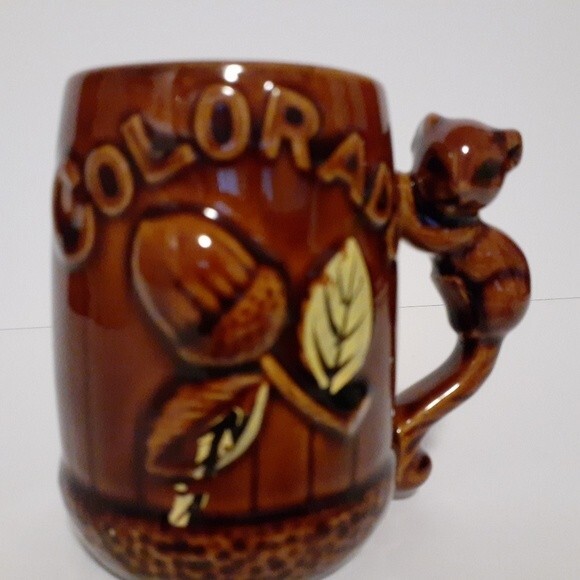 Vintage Rustic Brown Colorado Souvenir Glazed Acorn Ceramic Mug Squirrel 4"x2.5" - Picture 3 of 6
